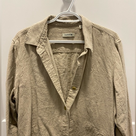 Button up shirt - Picture 2 of 4